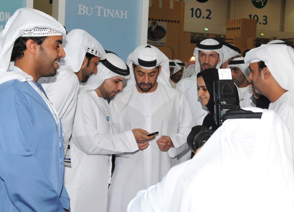 His Highness Sheikh Hamdan Bin Zazed Al Nahyan gets ready to vote for Bu Tinah Island