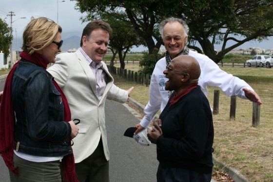 Left to right: Fiona Furey, Campaign Manager, Table Mountain; Jean-Paul de la Fuente, Director, New7Wonders; Bernard Weber, Founder and President, New7Wonders; Archbishop Desmond Tutu, Nobel Peace Prize Winner. 